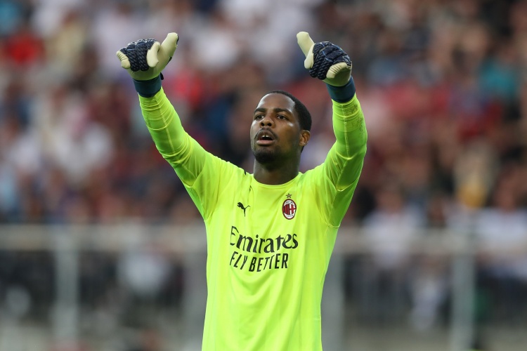  年薪翻倍❗记者：迈尼昂与米兰达口头续约协议，年薪500万欧+奖金